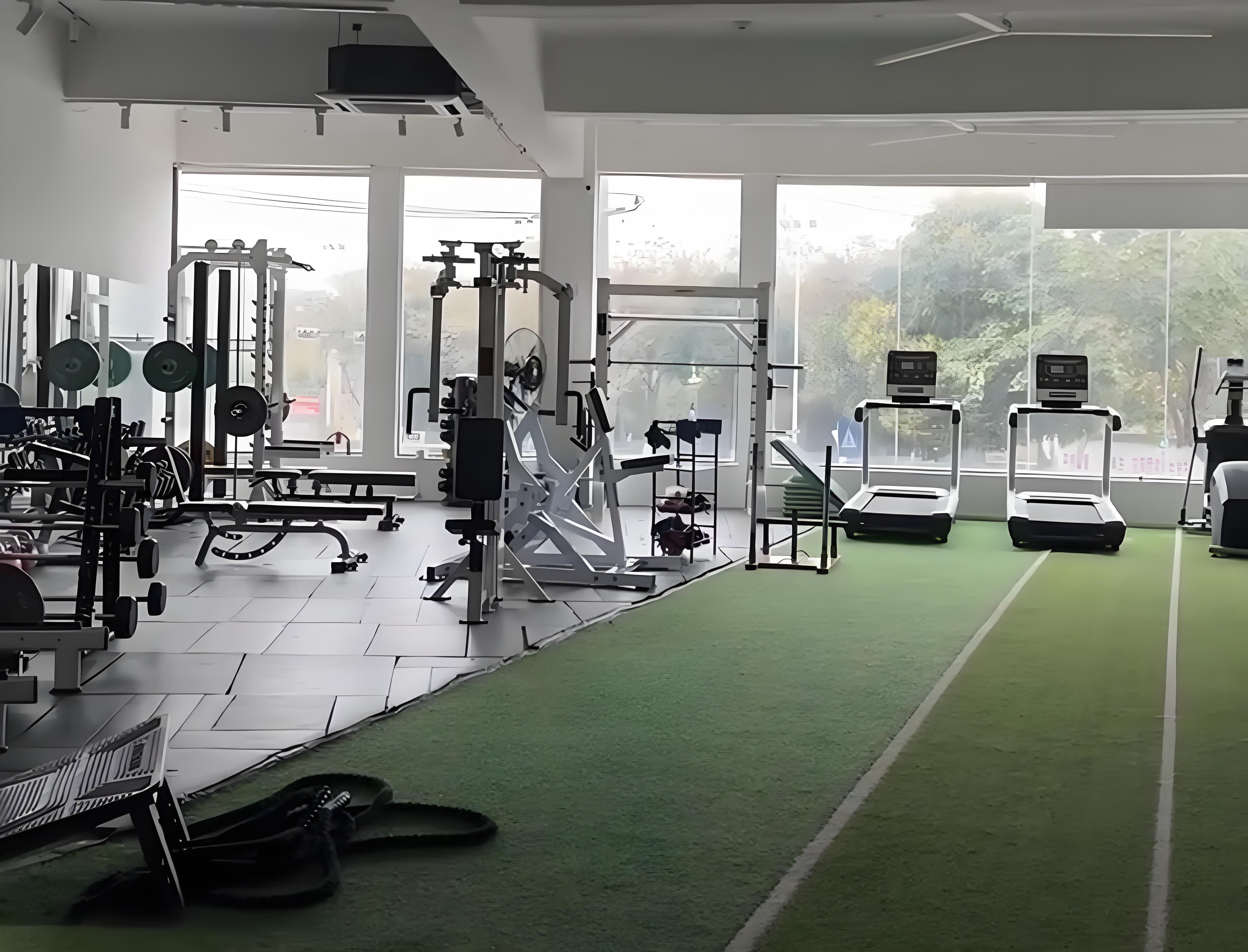Ningjin Fitness Equipment Factory Powers a 3,000㎡ Gym in Nanjing