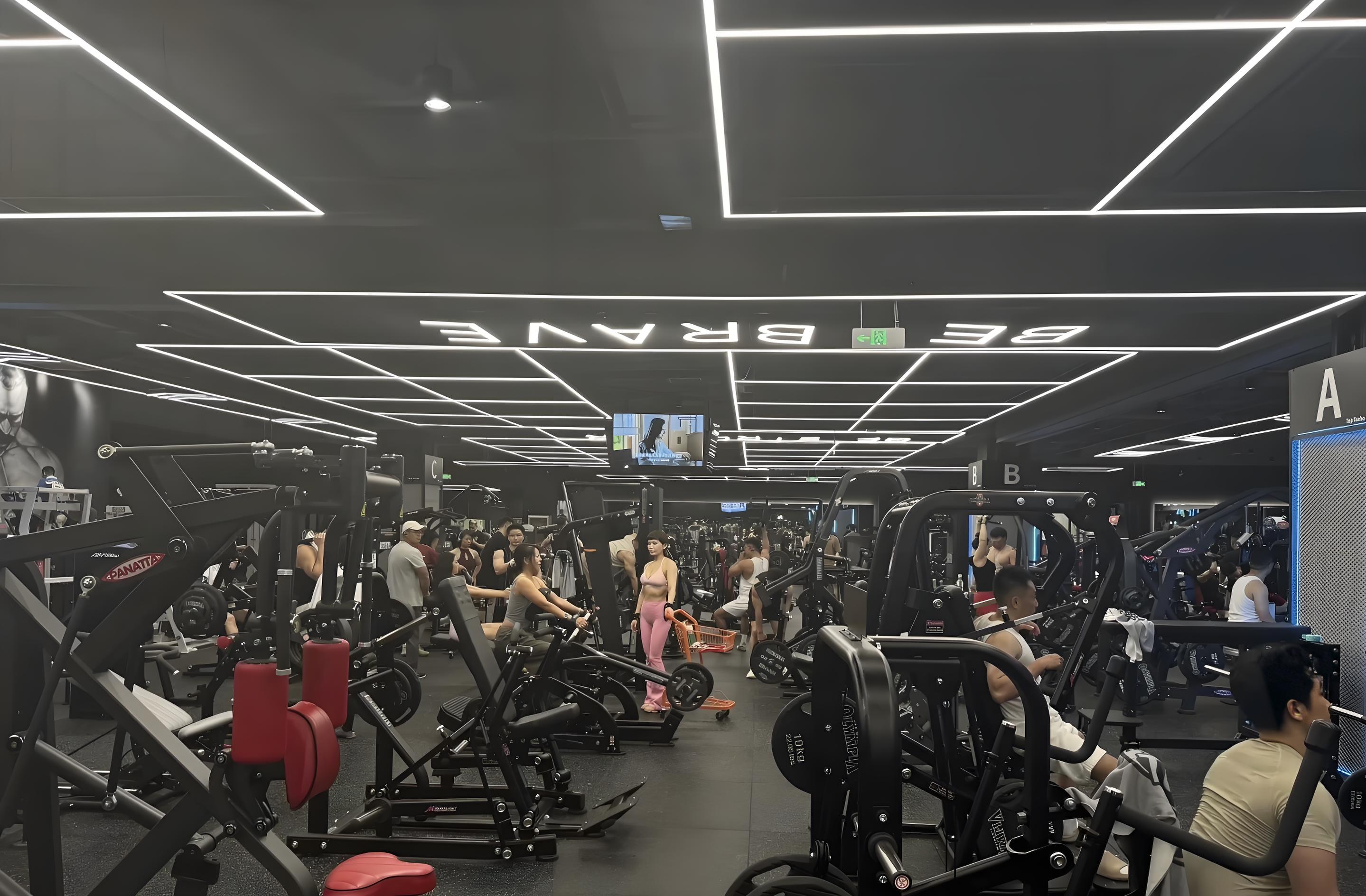 Cooperation with High-End Singapore Gym 